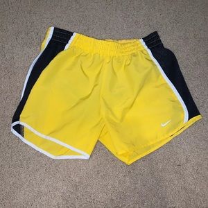 Live strong/Nike colab women shorts XS dri-fit